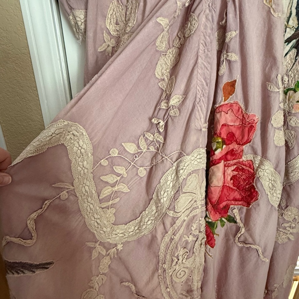 Magnolia Pearl Roan Irish Lilac Floral Embroidered Dress - Picture 3 of 11